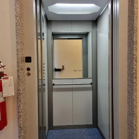Appartamento La Mansarda Di Noi2 *
